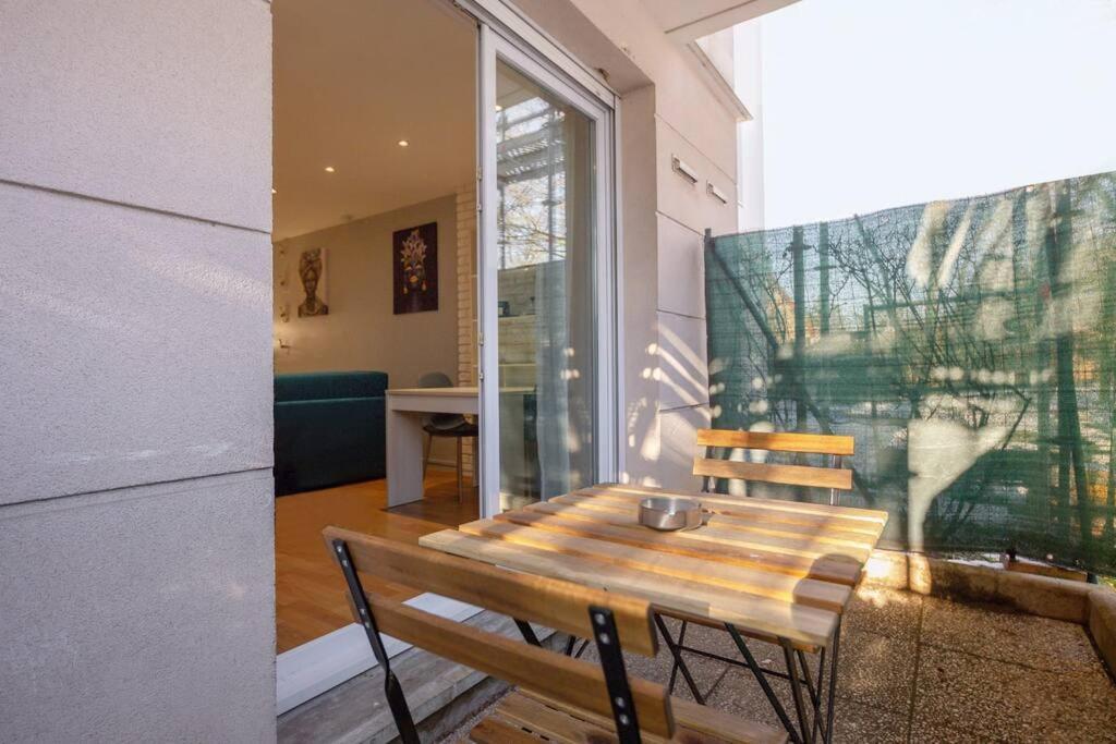 La Pepite Bleue De Nanterre Apartment Exterior photo